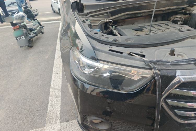 Used Haval H6 2018 Blue Label Sport Edition 1.5T Manual Two-Wheel Drive Elite Model Right Front Headlight