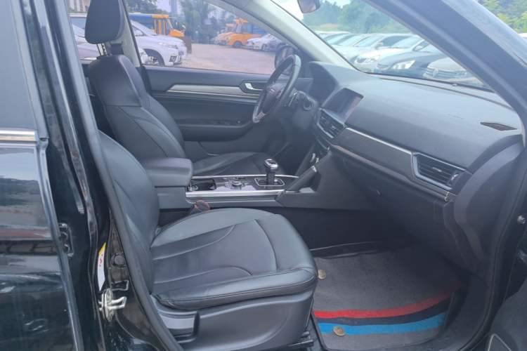 Used Haval H6 2018 Red-Label Sport Edition 1.5T Automatic Two-Wheel Drive Elite Model Right Front Seat