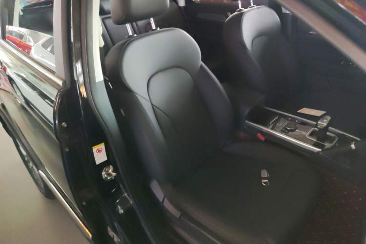 Used Haval H6 2018 Red-Label Sport Edition 1.5T Automatic Two-Wheel Drive Elite Model Right Front Seat
