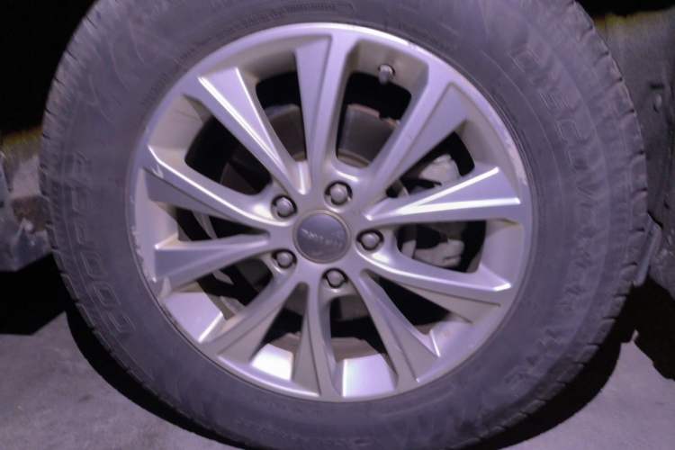 Used Haval H6 2018 Blue Label Sport Edition 1.5T Automatic Two-Wheel Drive Elite Model Right Front Wheel Hub