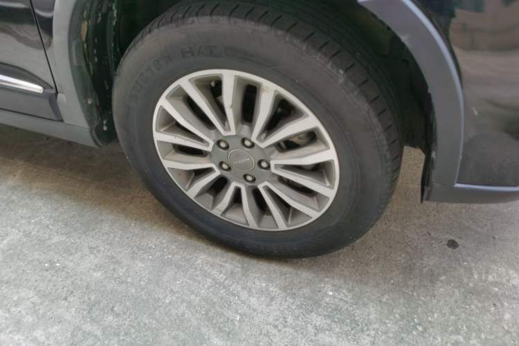Used Haval H6 2018 Sport Edition 1.5T Automatic Two-Wheel Drive Elite Model China V Standard Right Front Wheel Hub