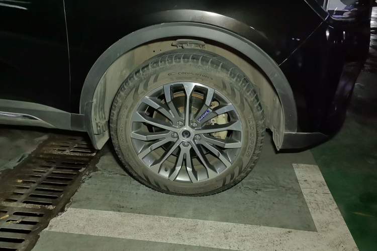 Used Haval H6 2018 Blue-Label 1.5T Automatic Luxury Model Right Front Wheel Hub