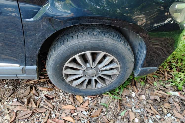 Used Haval H6 2018 Blue Label Sport Edition 1.5T Automatic Two-Wheel Drive Elite Model Right Front Wheel Hub