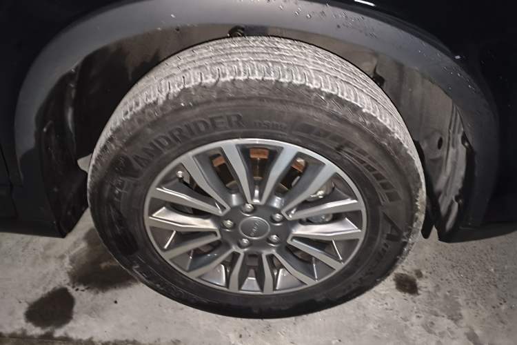 Used Haval H6 2018 Red-Label Sport Edition 1.5T Automatic Two-Wheel Drive Prestige Model Right Front Wheel Hub