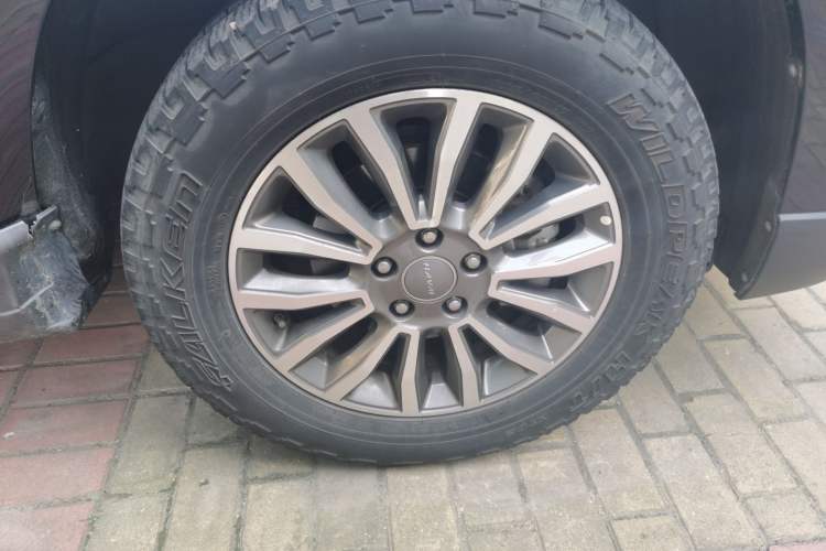 Used Haval H6 2018 Blue Label Sport Edition 1.5T Automatic Two-Wheel Drive Elite Model Right Front Wheel Hub