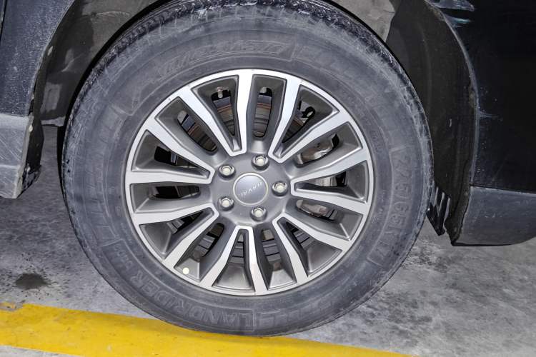 Used Haval H6 2018 Blue Label Sport Edition 1.5T Automatic Two-Wheel Drive Elite Model Right Front Wheel Hub