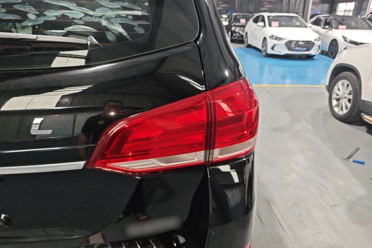 Used Haval H6 2018 Sport Edition 1.5T Manual Two-Wheel Drive Elite Model China V Standard Right Rear Taillight