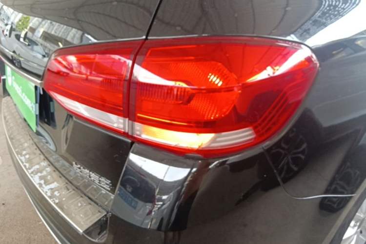 Used Haval H6 2018 Blue Label Sport Edition 1.5T Automatic Two-Wheel Drive Elite Model Right Rear Taillight