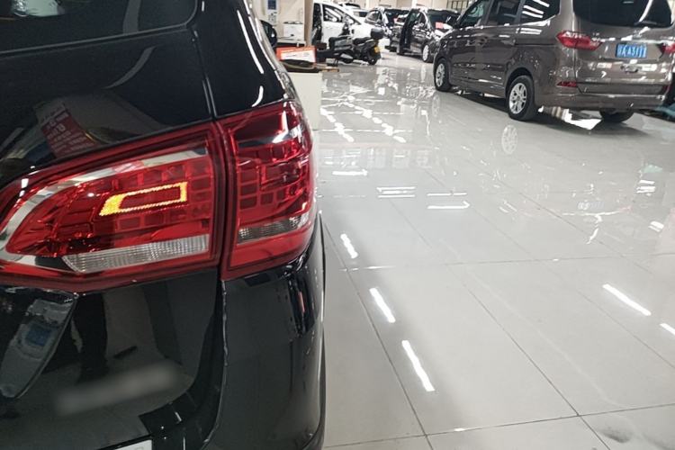 Used Haval H6 2018 Red-Label Sport Version 1.5T Manual Two-Wheel Drive Elite Model Right Rear Taillight