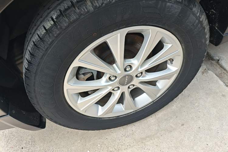 Used Haval H6 2018 Red-Label Sport Edition 1.5T Automatic Two-Wheel Drive Elite Model Right Rear Wheel Hub