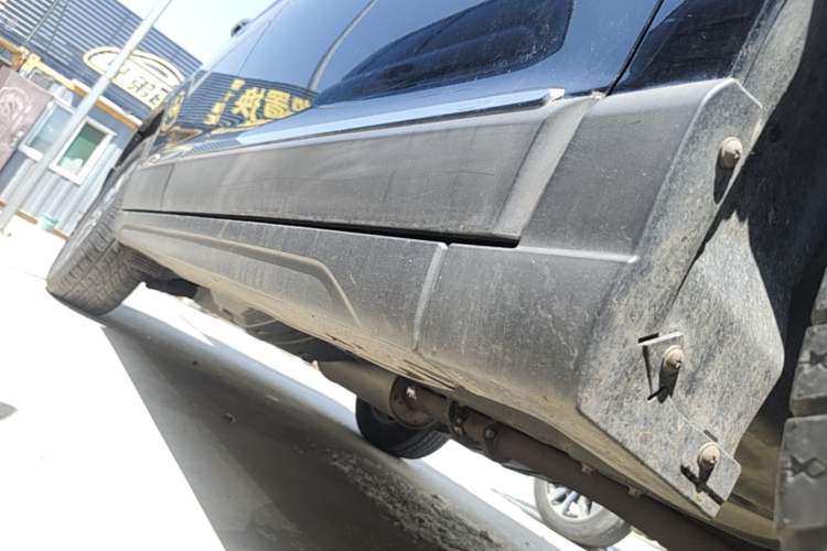 Used Haval H6 2018 Sport Edition 1.5T Automatic Two-Wheel Drive Elite Model China V Standard Right Side Sill