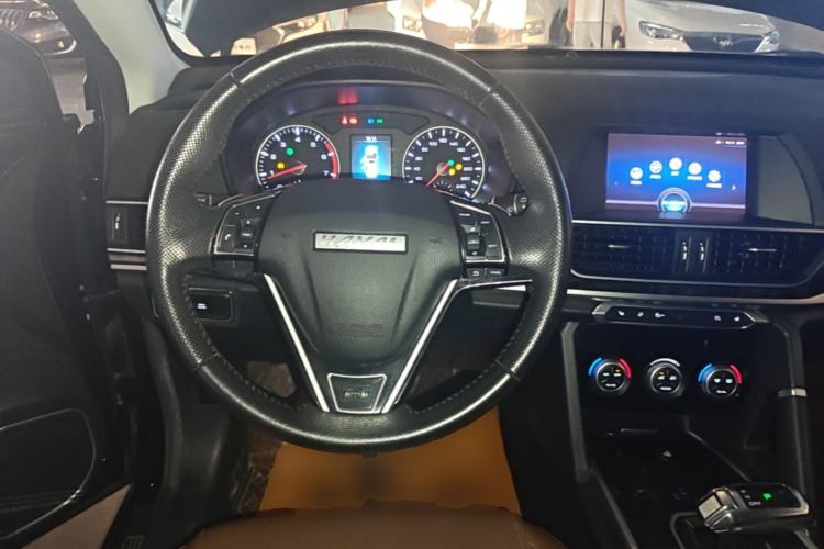 Used Haval H6 2018 Sport Edition 1.5T Automatic Two-Wheel Drive Elite Model China V Standard Steering Wheel