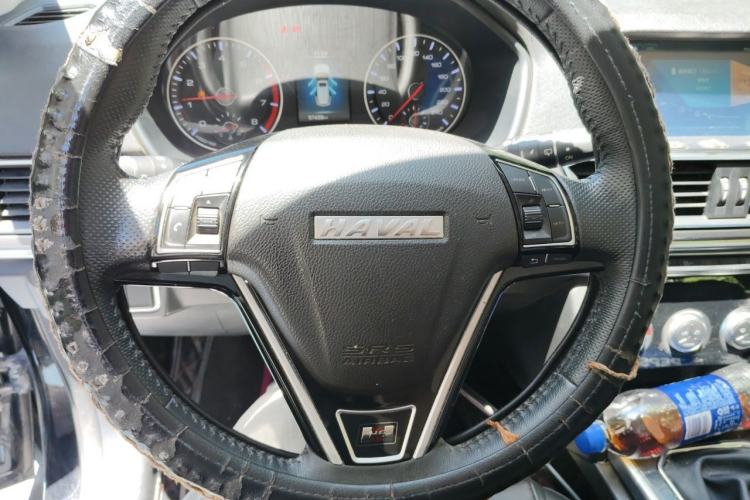 Used Haval H6 2018 Red-Label Sport Version 1.5T Manual Two-Wheel Drive Elite Model Steering Wheel