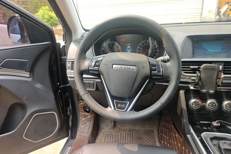 Used Haval H6 2018 Red-Label Sport Version 1.5T Manual Two-Wheel Drive Elite Model Steering Wheel