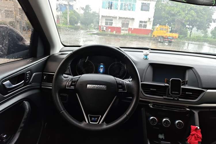 Used Haval H6 2018 Blue Label Sport Edition 1.5T Automatic Two-Wheel Drive Prestige Model Steering Wheel