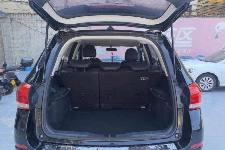 Used Haval H6 2018 Blue Label Sport Edition 1.5T Manual Two-Wheel Drive Elite Model Trunk