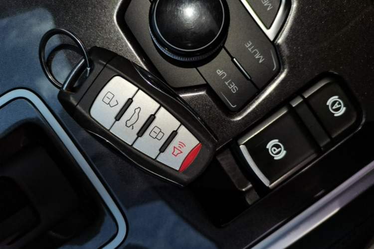 Used Haval H6 2018 Red-Label Sport Edition 1.5T Automatic Two-Wheel Drive Elite Model Vehicle Key
