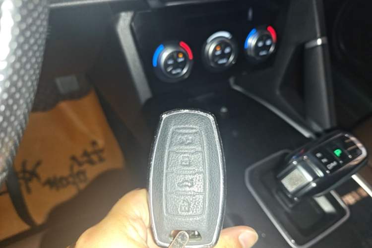 Used Haval H6 2018 Sport Edition 1.5T Automatic Two-Wheel Drive Elite Model China V Standard Vehicle Key