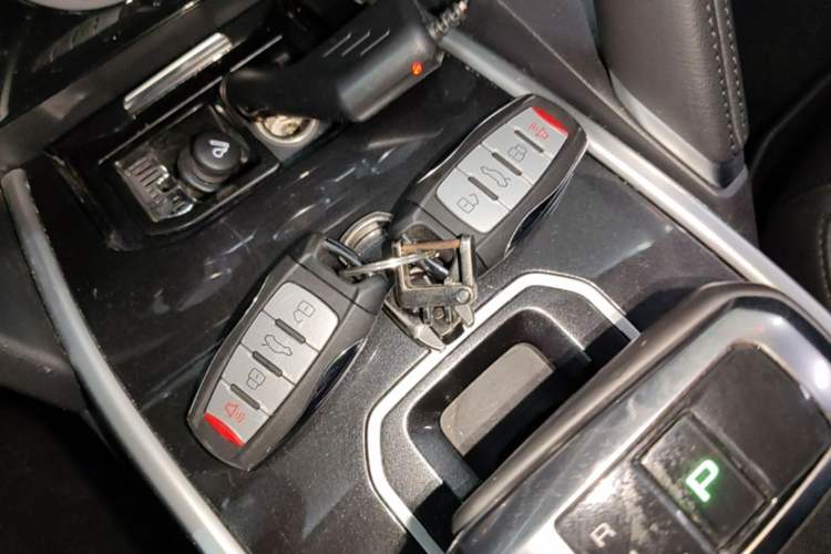 Used Haval H6 2018 Blue Label Sport Edition 1.5T Automatic Two-Wheel Drive Elite Model Vehicle Key