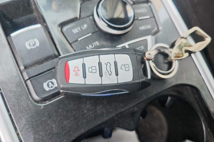 Used Haval H6 2018 Blue Label Sport Edition 1.5T Manual Two-Wheel Drive Elite Model Vehicle Key