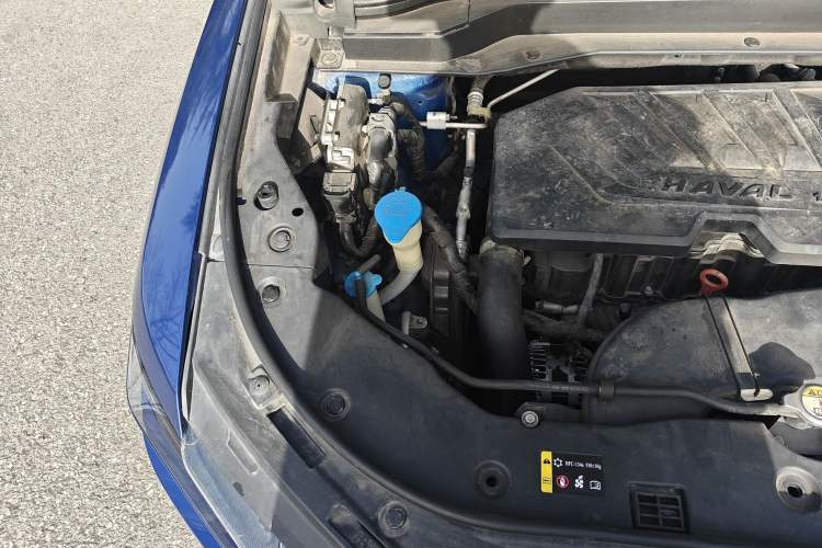 Used Haval H6 2018 Blue Label 1.5T Automatic Ultra-Luxury Model Engine Bay Right
