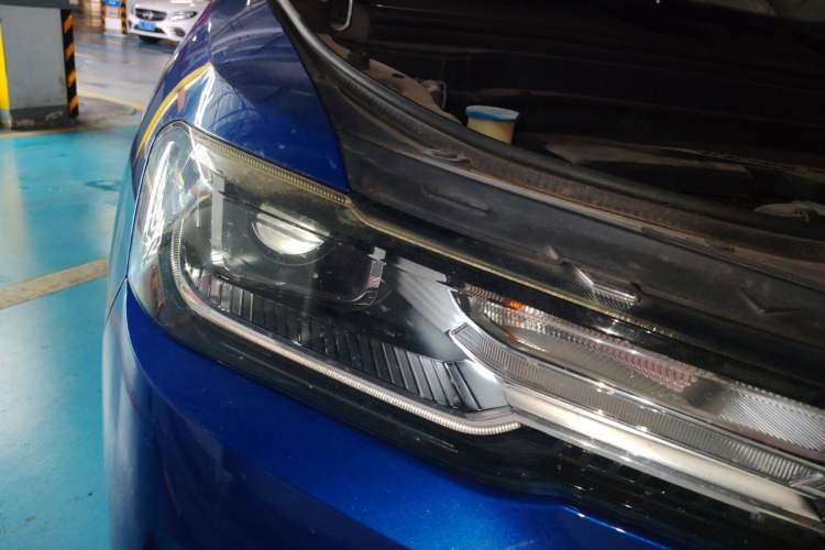 Used Haval H6 2018 Blue-Label 1.5T Automatic Luxury Model Right Front Headlight
