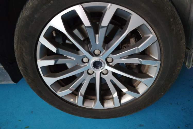 Used Haval H6 2018 Blue-Label 1.5T Automatic Luxury Model Right Front Wheel Hub