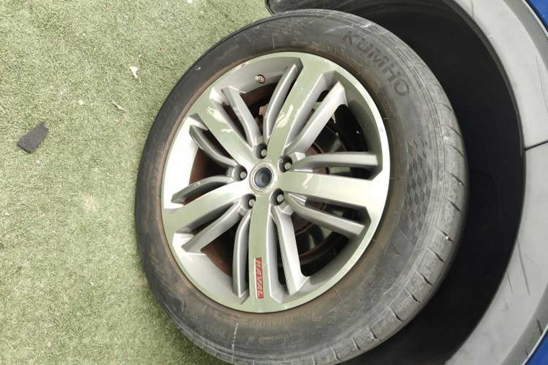 Used Haval H6 2018 Red-Label 2.0T Automatic Luxury Model Right Rear Wheel Hub