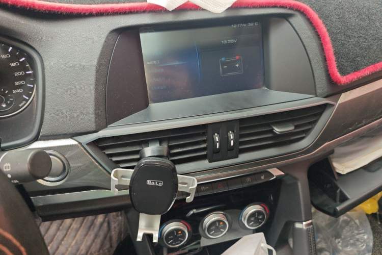 Used Haval H6 2018 Red-Label Sport Edition 1.5T Automatic Two-Wheel Drive Elite Model Audio And AC Panel