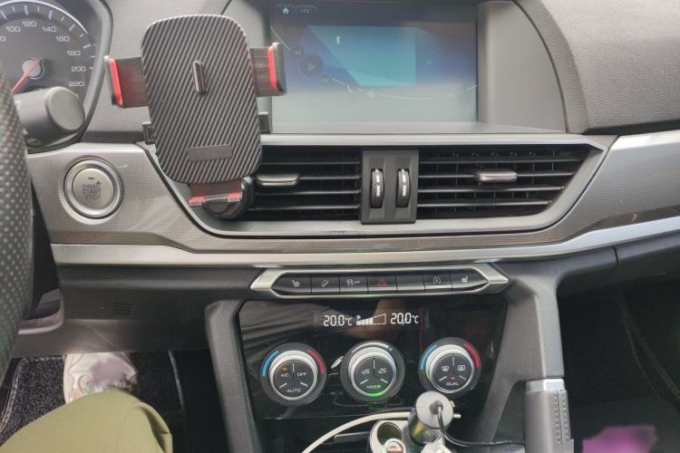 Used Haval H6 2018 Red-Label Sport Edition 1.5T Automatic Two-Wheel Drive Elite Model Audio And AC Panel