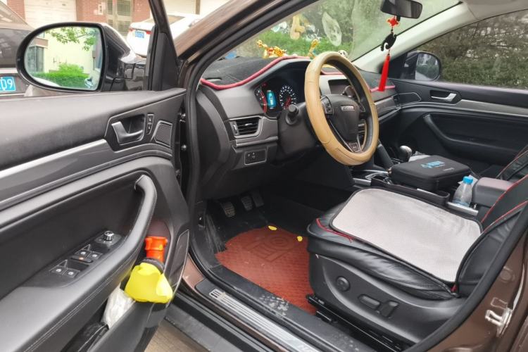 Used Haval H6 2018 Red-Label Sport Version 1.5T Manual Two-Wheel Drive Elite Model Driver Seat