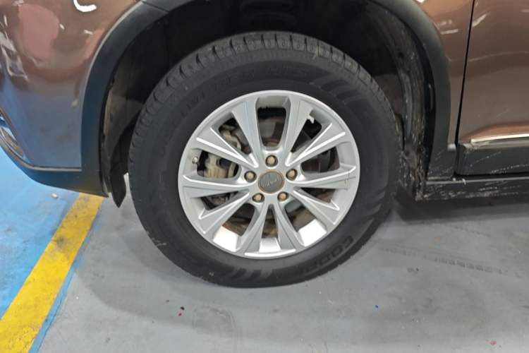 Used Haval H6 2018 Red-Label Sport Edition 1.5T Automatic Two-Wheel Drive Elite Model Left Front Wheel Hub
