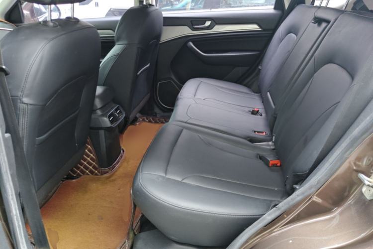 Used Haval H6 2018 Red-Label Sport Edition 1.5T Automatic Two-Wheel Drive Elite Model Left Rear Seat