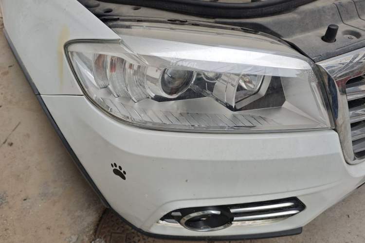 Used Haval H6 2018 Red-Label Sport Edition 1.5T Automatic Two-Wheel Drive Elite Model Right Front Headlight