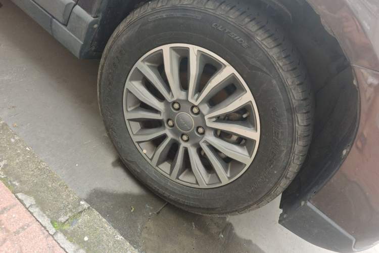 Used Haval H6 2018 Blue Label Sport Edition 1.5T Automatic Two-Wheel Drive Elite Model Right Front Wheel Hub