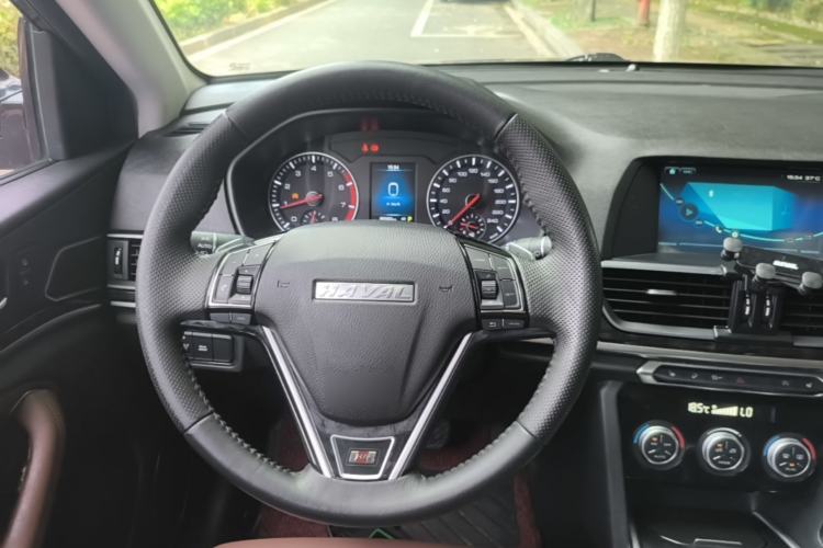 Used Haval H6 2018 Red-Label Sport Edition 1.5T Automatic Two-Wheel Drive Prestige Model Steering Wheel
