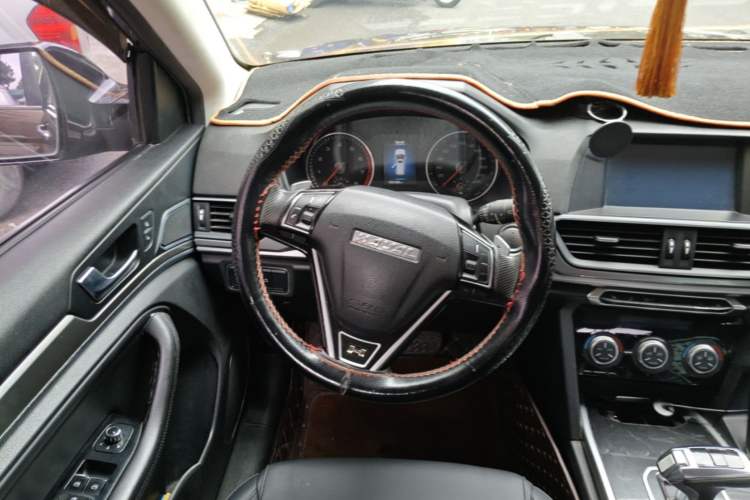 Used Haval H6 2018 Red-Label Sport Edition 1.5T Automatic Two-Wheel Drive Elite Model Steering Wheel