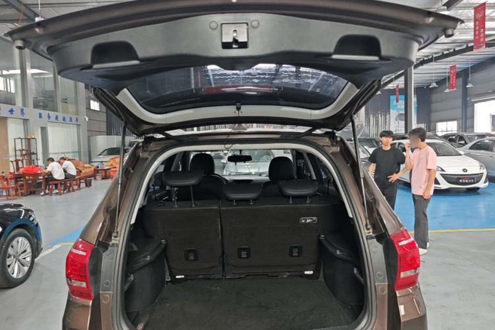 Used Haval H6 2018 Red-Label Sport Edition 1.5T Automatic Two-Wheel Drive Elite Model Trunk