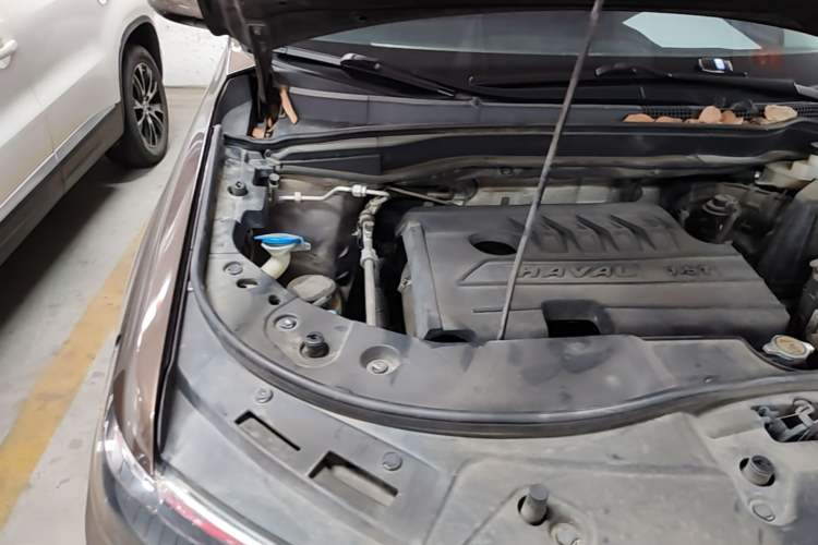 Used Haval H6 2018 Blue Label Sport Edition 1.5T Automatic Two-Wheel Drive Elite Model Engine Bay Right