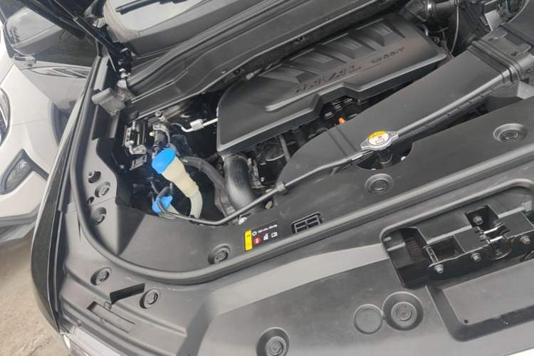 Used Haval H6 2018 Red-Label 1.5T Automatic Luxury Model Engine Bay Right