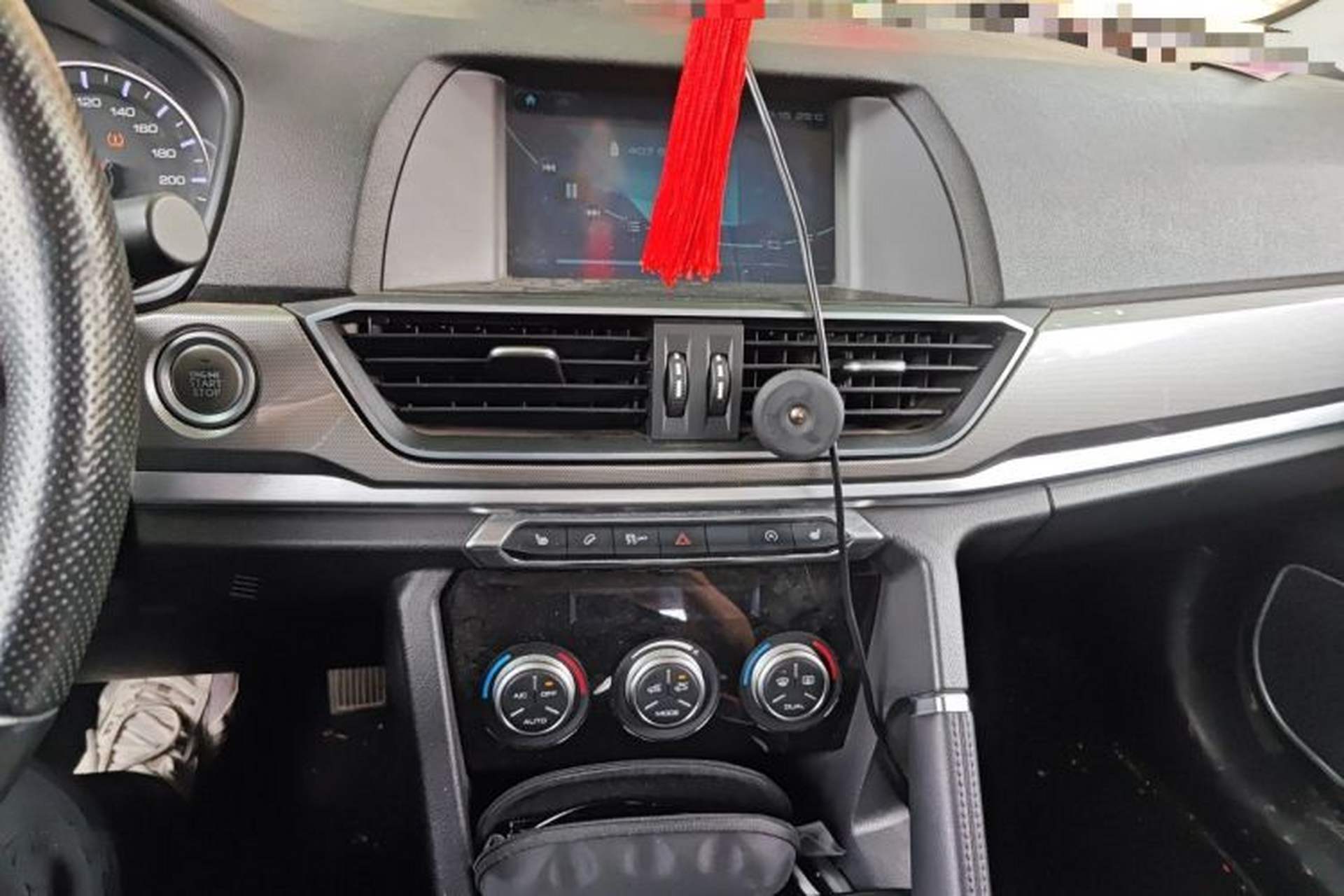 Used Haval H6 2018 Red-Label Sport Edition 1.5T Automatic Two-Wheel Drive Elite Model Audio And AC Panel