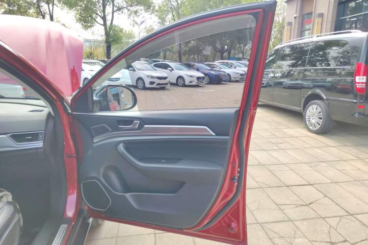 Used Haval H6 2018 Red-Label Sport Edition 1.5T Automatic Two-Wheel Drive Elite Model Interior 5
