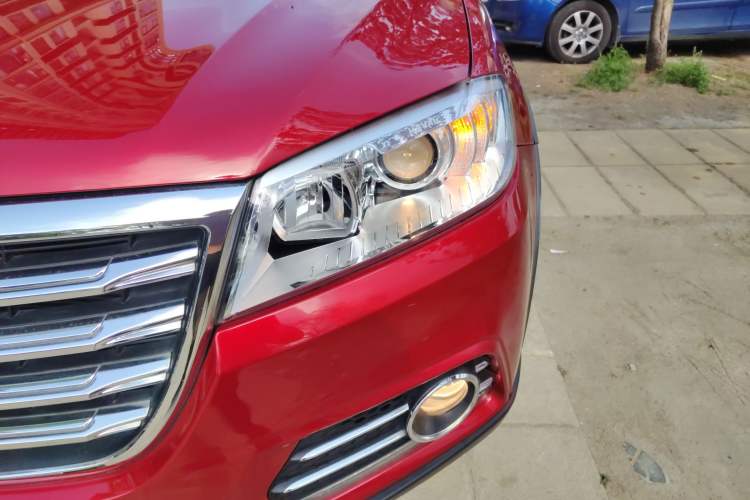 Used Haval H6 2018 Red-Label Sport Edition 1.5T Automatic Two-Wheel Drive Elite Model Left Front Headlight
