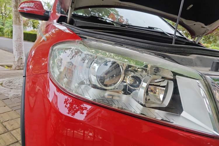 Used Haval H6 2018 Red-Label Sport Edition 1.5T Automatic Two-Wheel Drive Elite Model Right Front Headlight