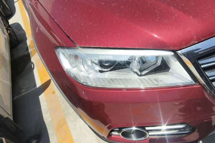 Used Haval H6 2018 Red-Label Sport Edition 1.5T Automatic Two-Wheel Drive Prestige Model Right Front Headlight