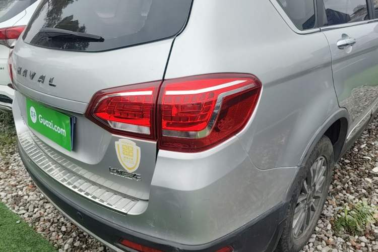 Used Haval H6 2018 Red-Label Sport Edition 1.5T Automatic Two-Wheel Drive Elite Model Right Rear Taillight