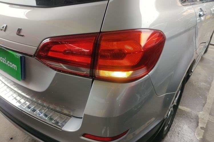 Used Haval H6 2018 Blue Label Sport Edition 1.5T Automatic Two-Wheel Drive Prestige Model Right Rear Taillight