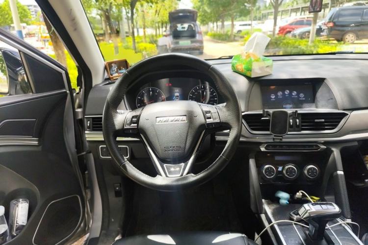 Used Haval H6 2018 Blue Label Sport Edition 1.5T Automatic Two-Wheel Drive Elite Model Steering Wheel