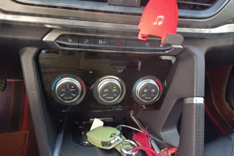 Used Haval H6 2018 Blue Label Sport Edition 1.5T Automatic Two-Wheel Drive Elite Model Audio And AC Panel