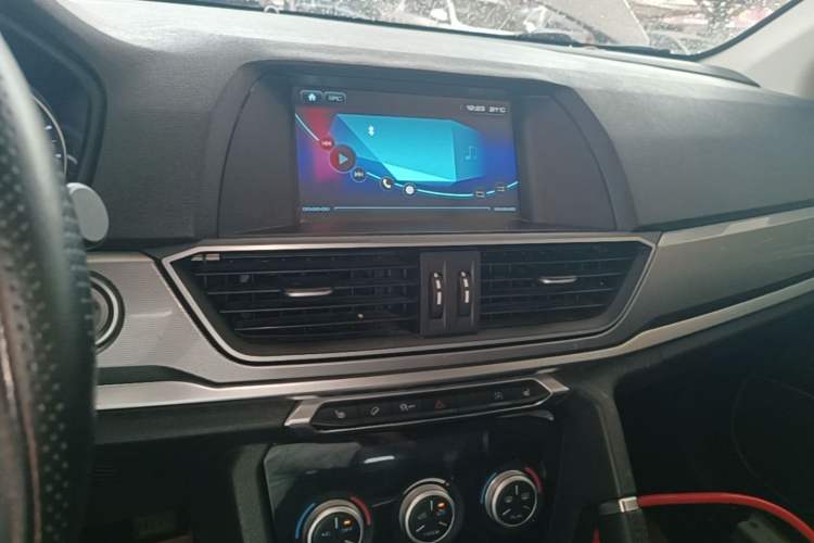 Used Haval H6 2018 Red-Label Sport Edition 1.5T Automatic Two-Wheel Drive Elite Model Audio And AC Panel